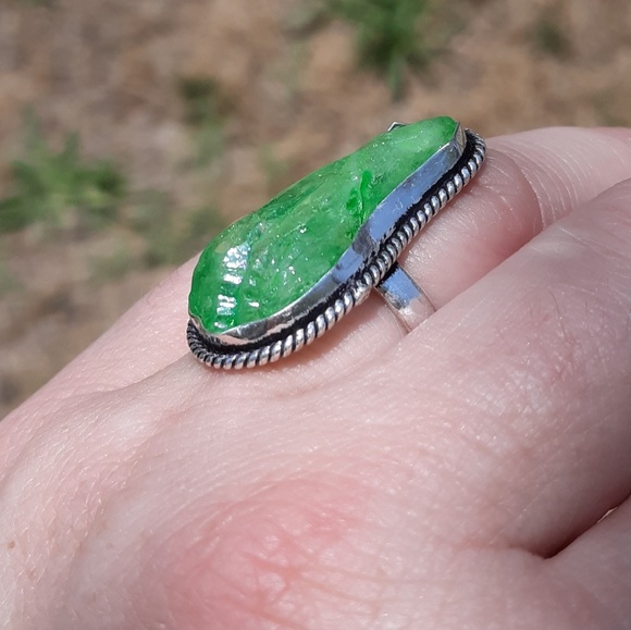 *Sale* New Rough Green Crystal Quartz 925 Silver Ring. - Picture 5 of 9